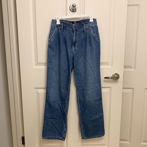 NWOT Hollister Ultra High-Rise Dad Jean